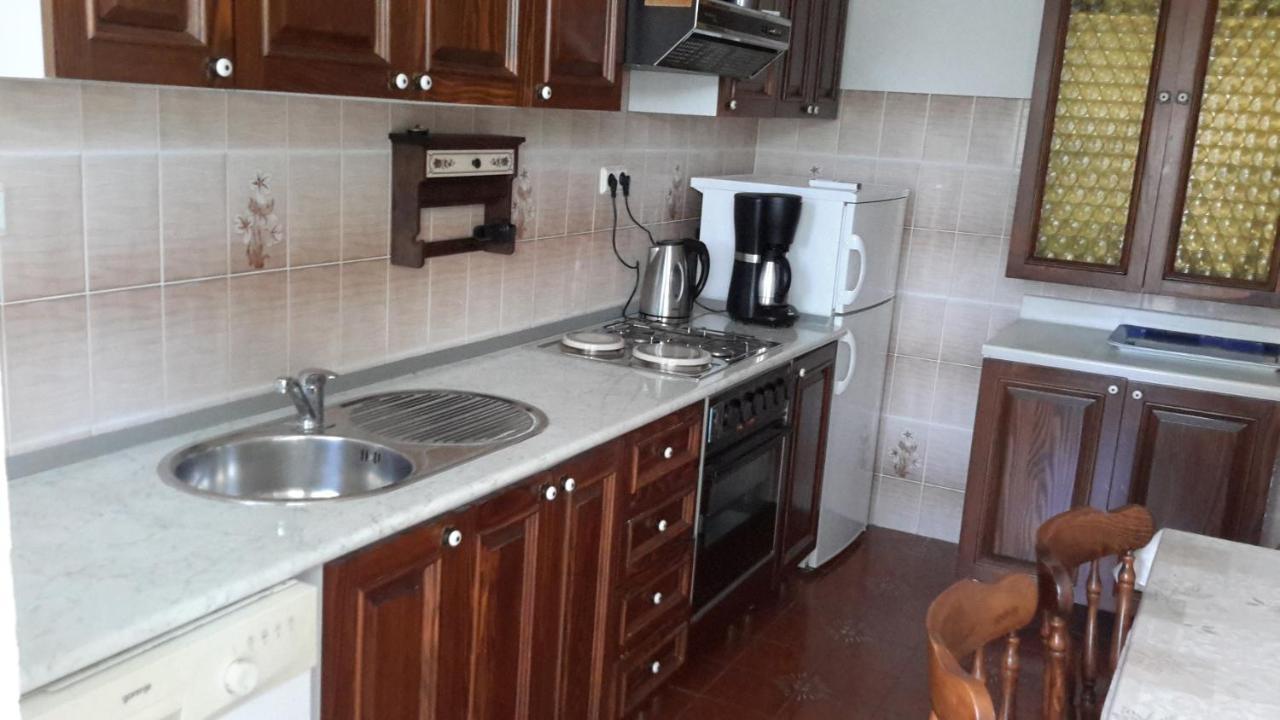 Ferienwohnung Arya Podstrana Exterior foto